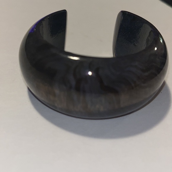 Mango Tree Fitted Bangle - Picture 4 of 4